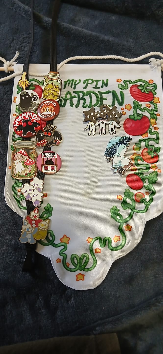 Customer photo review of Milky's Creative Pin Club