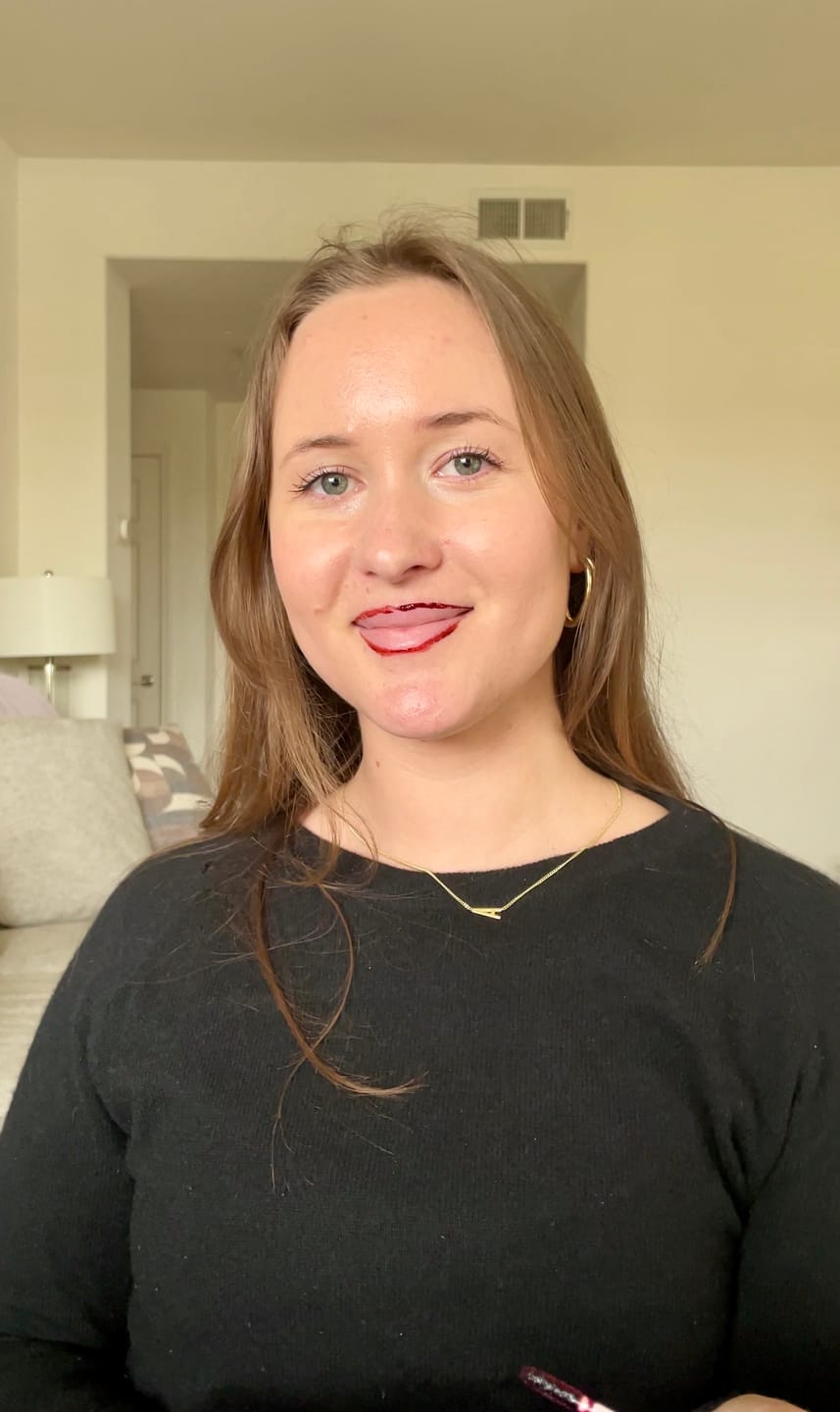 Customer photo review of Peel-off Lip Stain