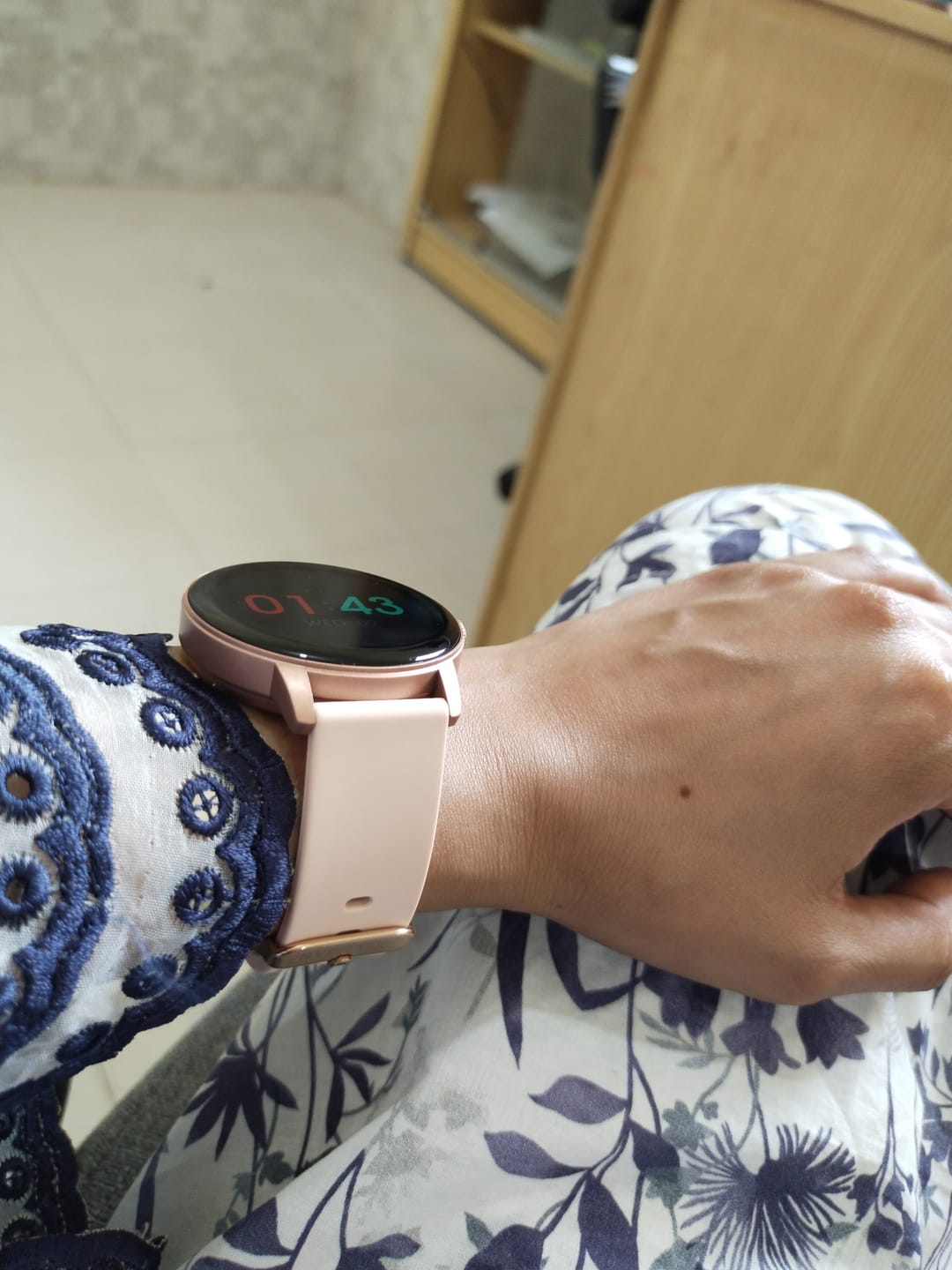 Customer photo review of Valentina Smartwatch