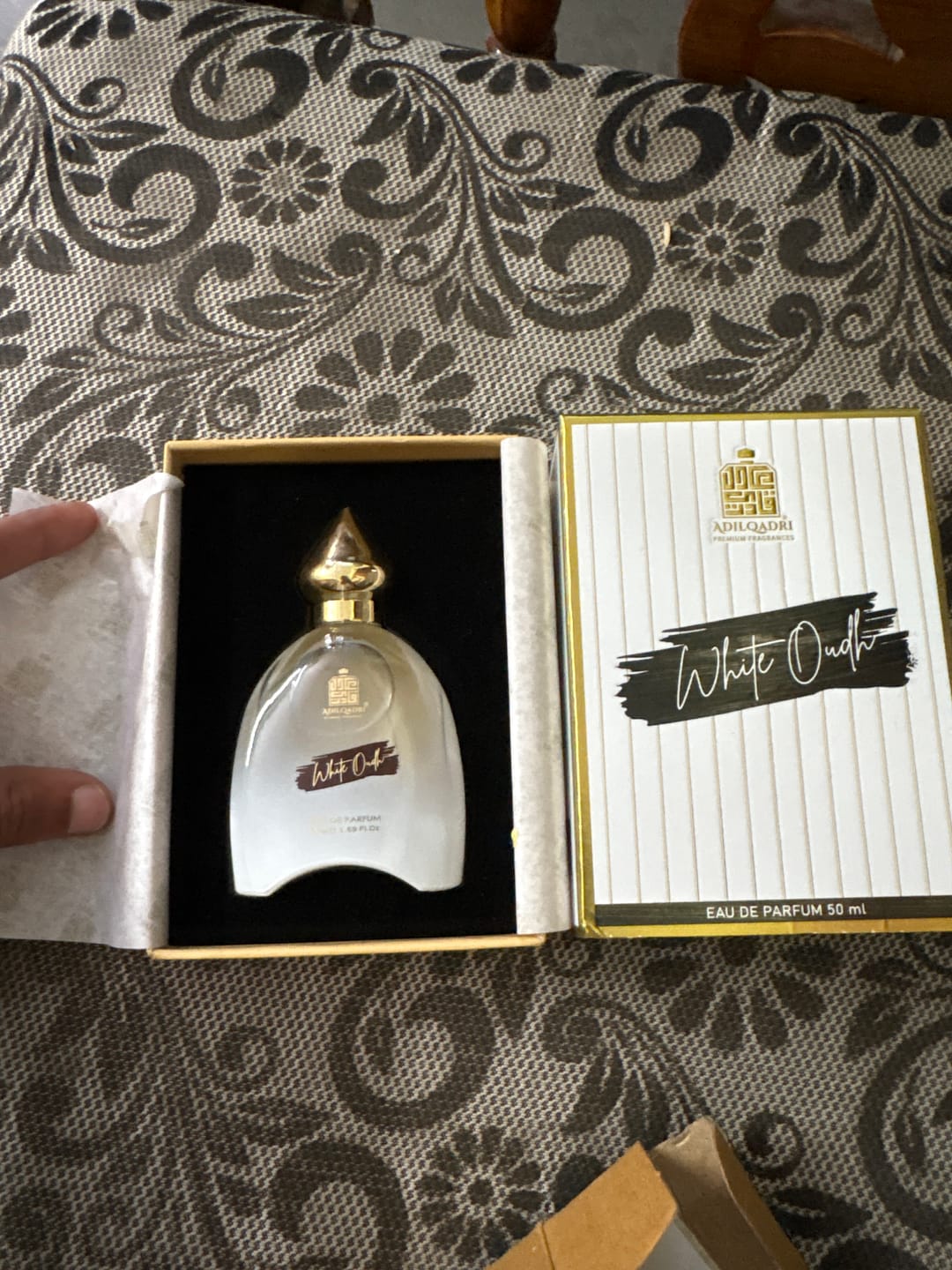 Customer photo review of White Oudh Perfume Spray