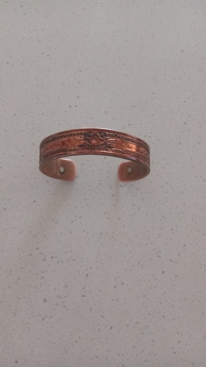 Customer photo review of Sunny / Magnetic / Copper Bracelet
