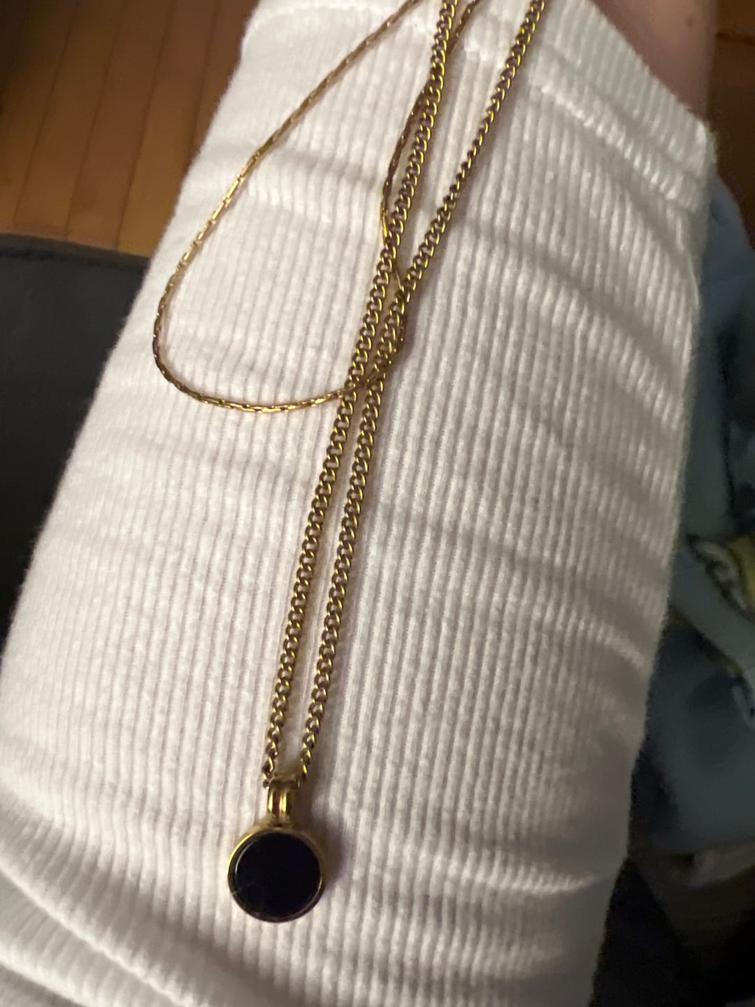 Customer photo review of Billie Necklace - Gold