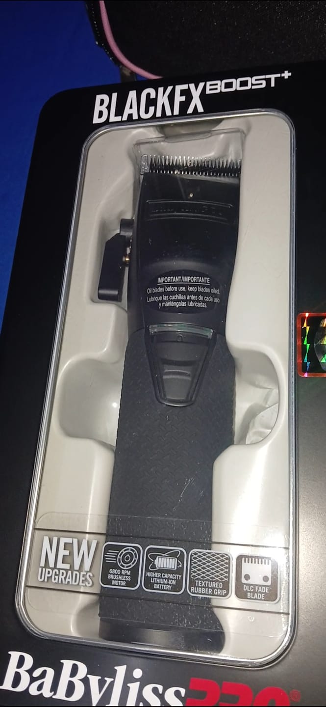 Customer photo review of BaByliss PRO - Combo Clipper Boost+ & Trimmer Boost+ + insumos
