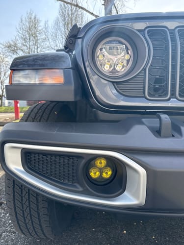 Customer photo review of CR-Series Performance LED Fog Light Upgrade Kit - Jeep Wrangler JK, JL & Gladiator JT