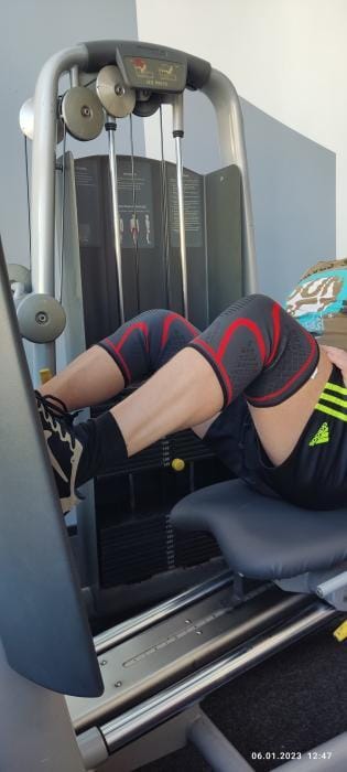 Customer photo review of Gymfit Compression Knäskydd