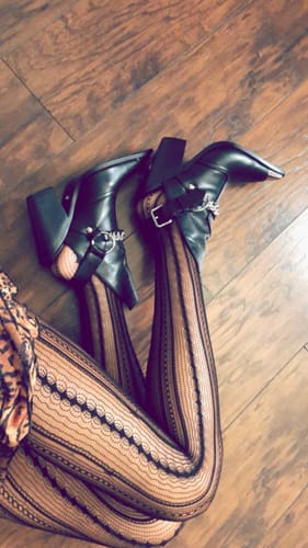 Customer photo review of WADE-BLACK WESTERN BOOTIE