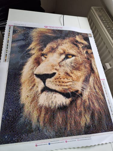 Customer photo review of 5D Diamond Painting Löwe mit gelben Augen