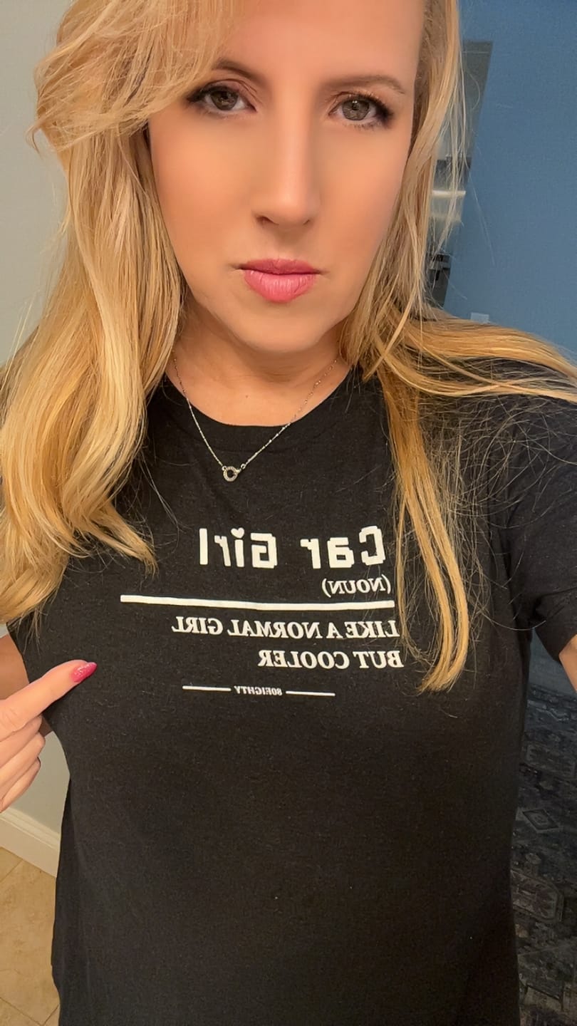 Customer photo review of 80Eighty® Women's Car Girl Shirt