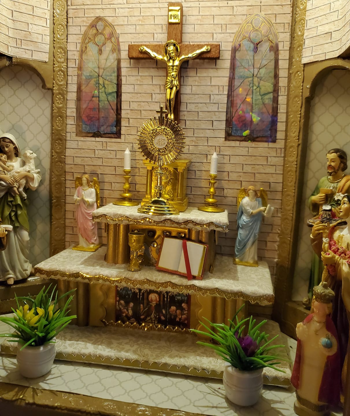 Customer photo review of Miniature Monstrance touched to 1st class Relic of True Cross- Pediatric Fundraiser