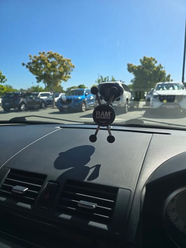 Customer photo review of RAM® X-Grip® Phone Mount with RAM® Twist-Lock™ Low Profile Suction Base (RAP-B-166-2-UN7U)