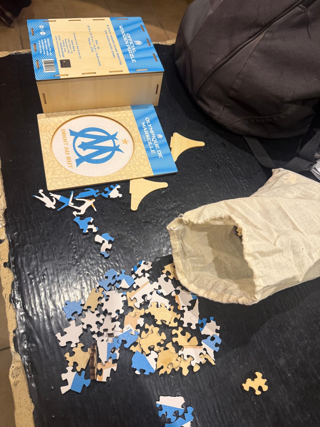 Customer photo review of Logo Olympique de Marseille® - Puzzle en Bois
