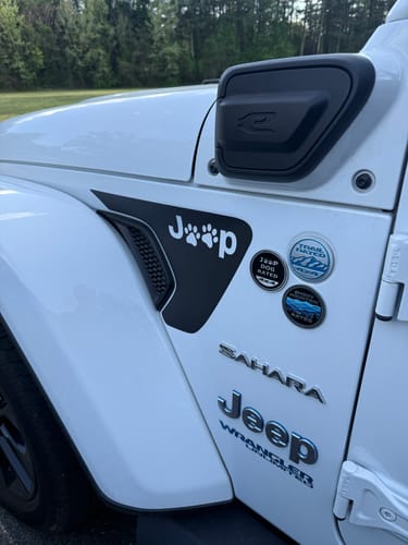 Customer photo review of Jeep Paw Print Fender Inserts (Set Of 2)