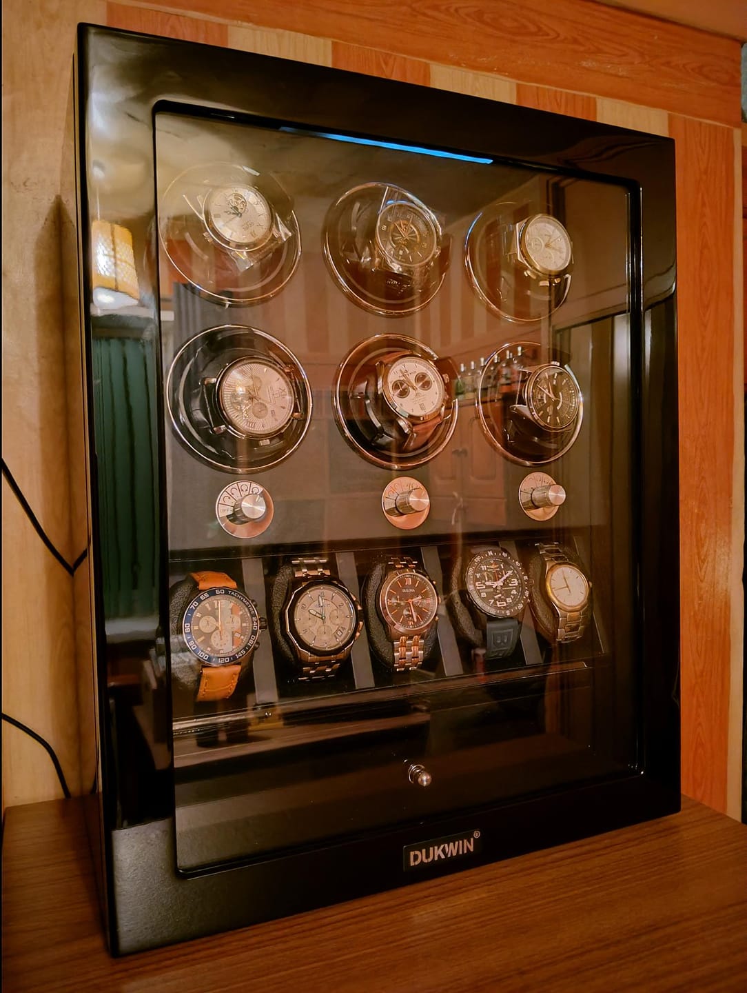 Customer photo review of Compact 6 Watch Winders with 5 Watches Organizer Storage Space Quiet Mabuchi Motor