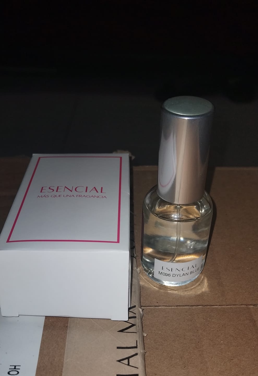 Customer photo review of M096 Inspirado en: Versace Pour Femme Dylan Blue - Versace