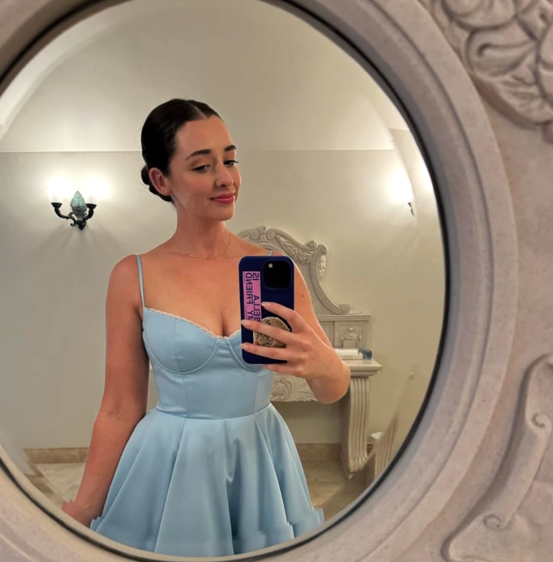 Customer photo review of Selene