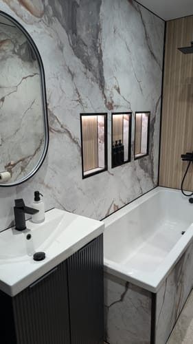 Customer photo review of Block II Square Exposed Rigid Riser Thermostatic Shower Set C/W Bath Filler - Black