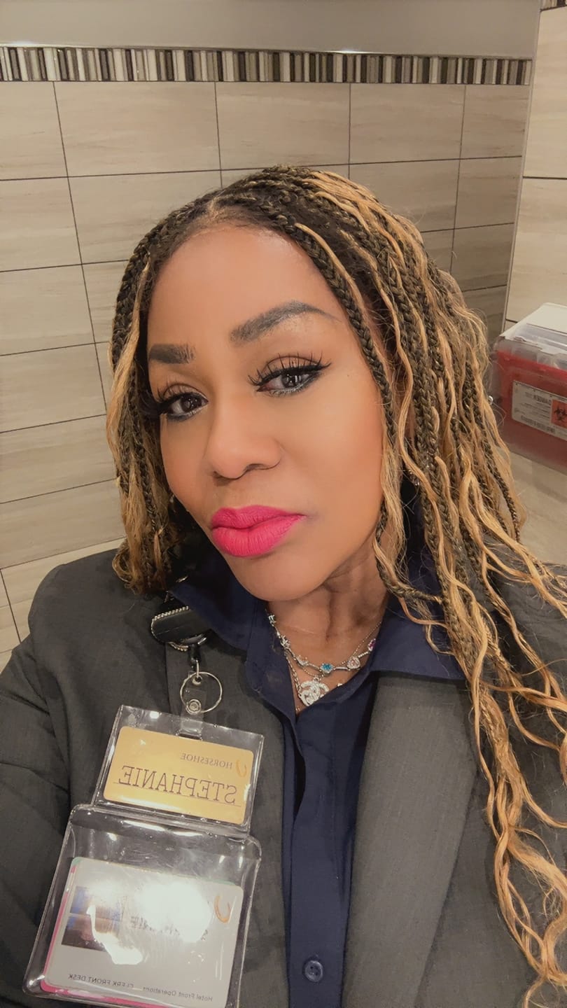 Customer photo review of 24" Swiss HD Full Lace Lightweight Human Hair Curls Boho Box Braided Wig