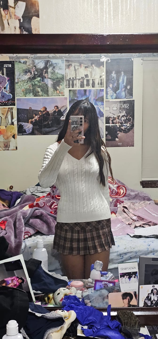 Customer photo review of Girly Plaid Pleated Mini Skirt (Brown)