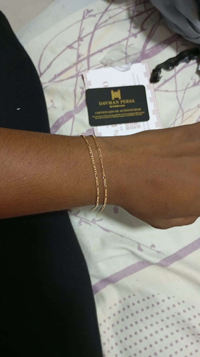 Customer photo review of Pulseras Figaro en Oro laminado 18k Para Pareja