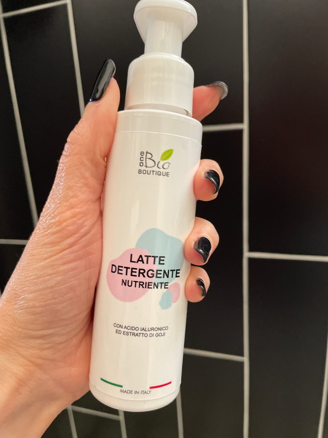 Customer photo review of Latte Detergente Nutriente