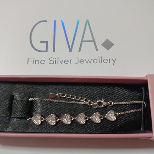 Customer photo review of Silver Zircon Heart String Bracelet
