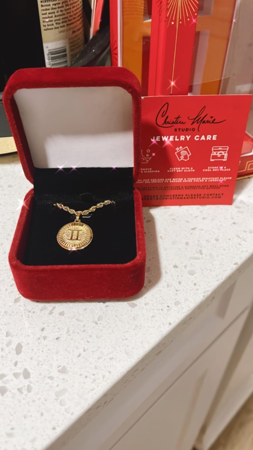 Customer photo review of Zodiac Necklace Gold