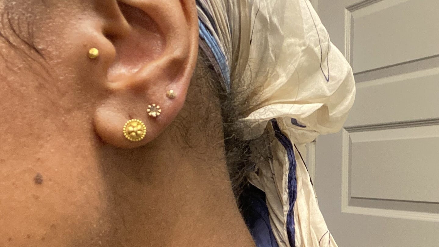 Customer photo review of 14K Gold Triangle Ball Rough Diamond Cartilage Earring 20G18G16G