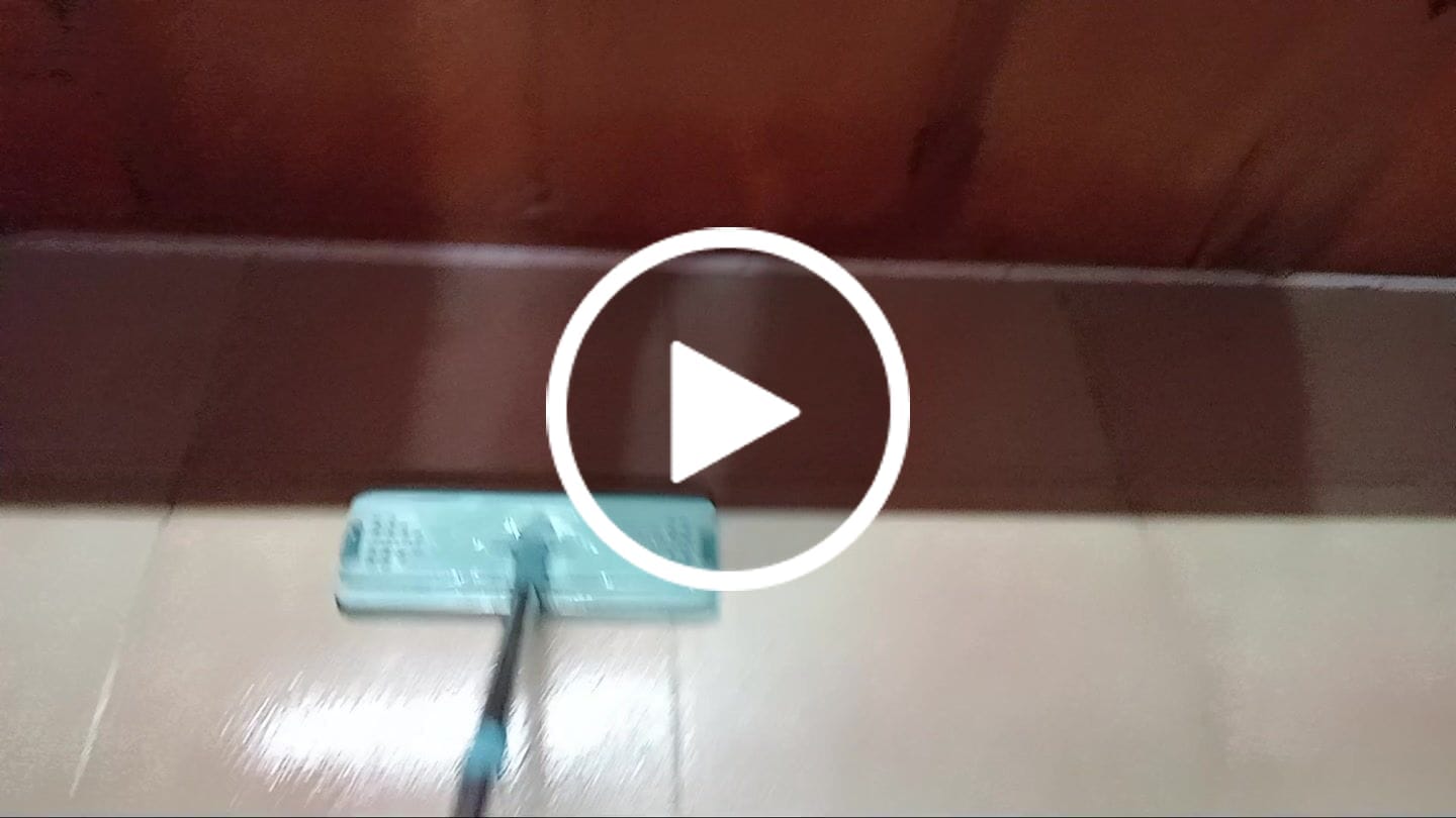 Customer video review of Mopa Tottori con Balde y 2 paños Marca Milhome