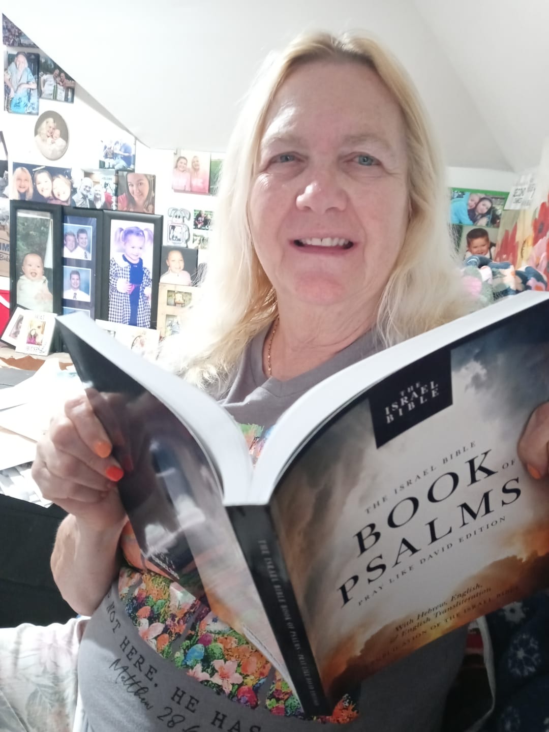 Customer photo review of The Israel Bible Book of Psalms: Pray Like David Edition