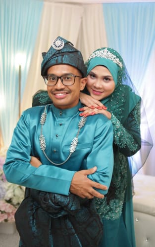 Customer photo review of Tassel Moccasin Loafer - Solid Black