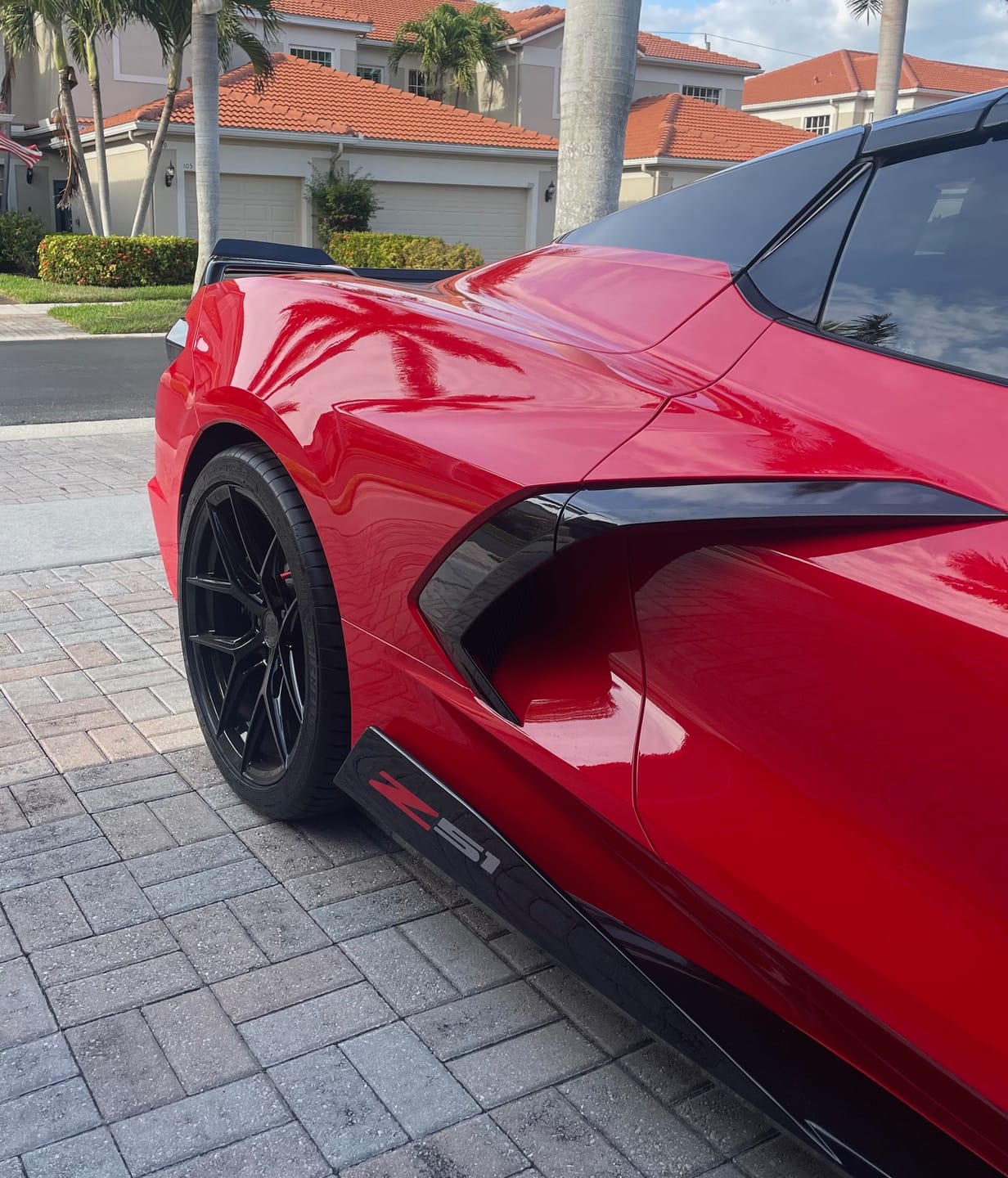 Customer photo review of Chevrolet Corvette C8 5VM Side Skirts