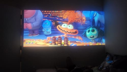 Customer photo review of MovieHub™ Ultra HD Gaming Bundle