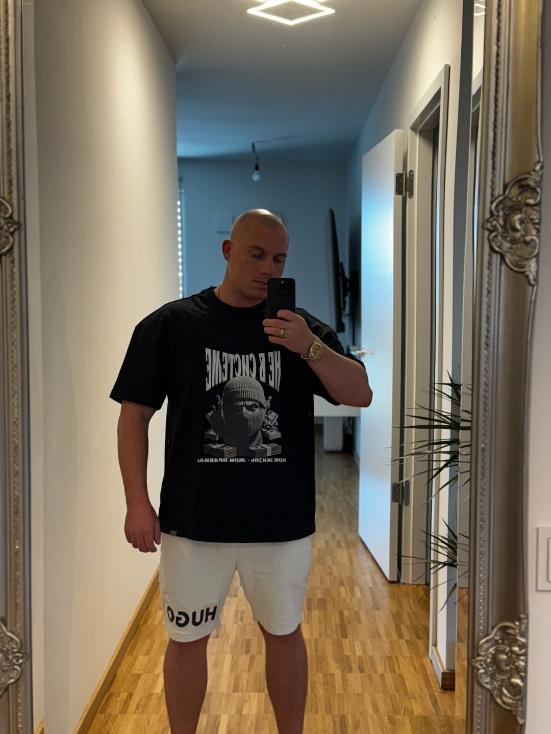 Customer photo review of Damen Extra Oversized Premium T-Shirt schwarz - НЕ В СИСТЕМЕ - by SAEBIS®