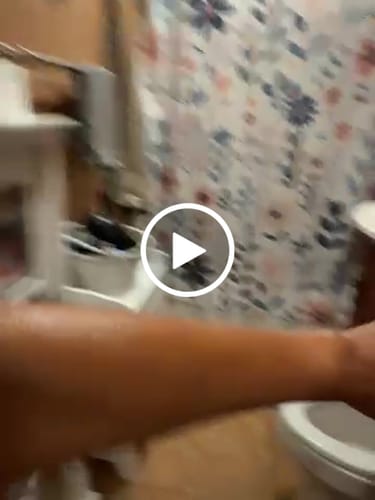 Customer video review of Besque™ Magic Body Oil - 100ml