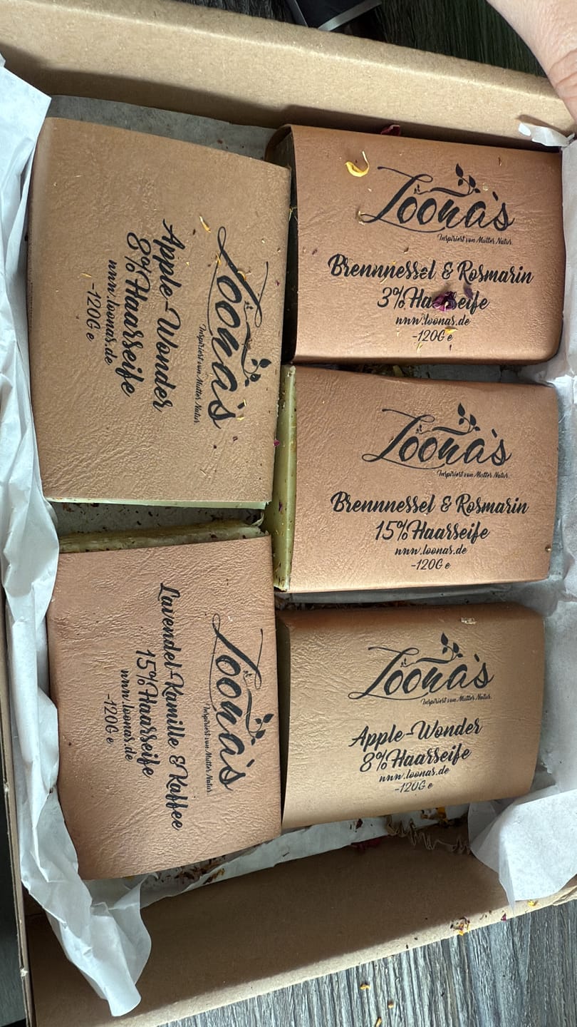 Customer photo review of 15% Herbal-Love Haarseife (Haarwachstum & Haarglanz)