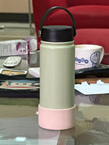 Customer photo review of Pastel Ace Bottle Medium