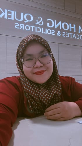 Customer photo review of Bertamu Shawl (Lavender)