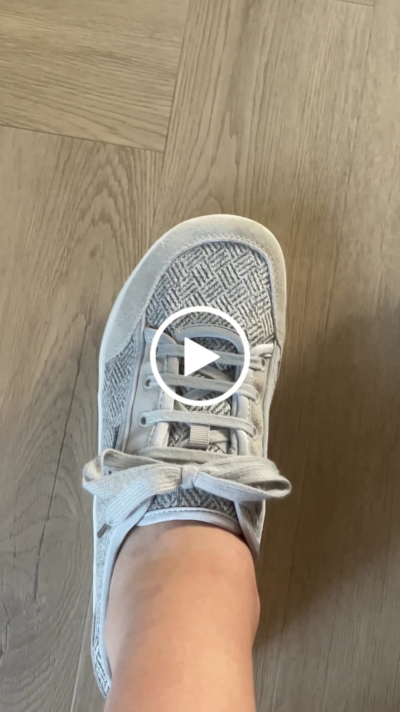 Customer video review of Hyacinth - Barfußschuhe