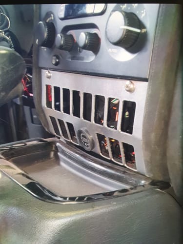 Customer photo review of Jeep WJ Switch Panel