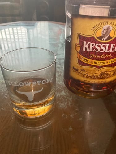 Customer photo review of Yellowstone Dutton Ranch Whiskey Glass