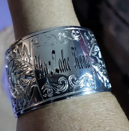 Customer photo review of 50mm ʻEkolupualani Heirloom Personalized Bangle