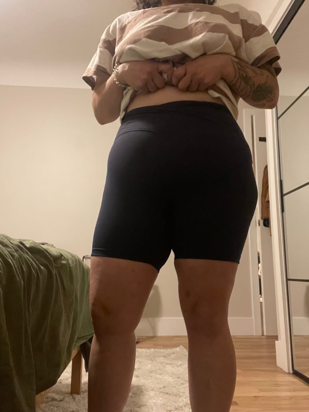Customer photo review of Bestie 6" Bike Short