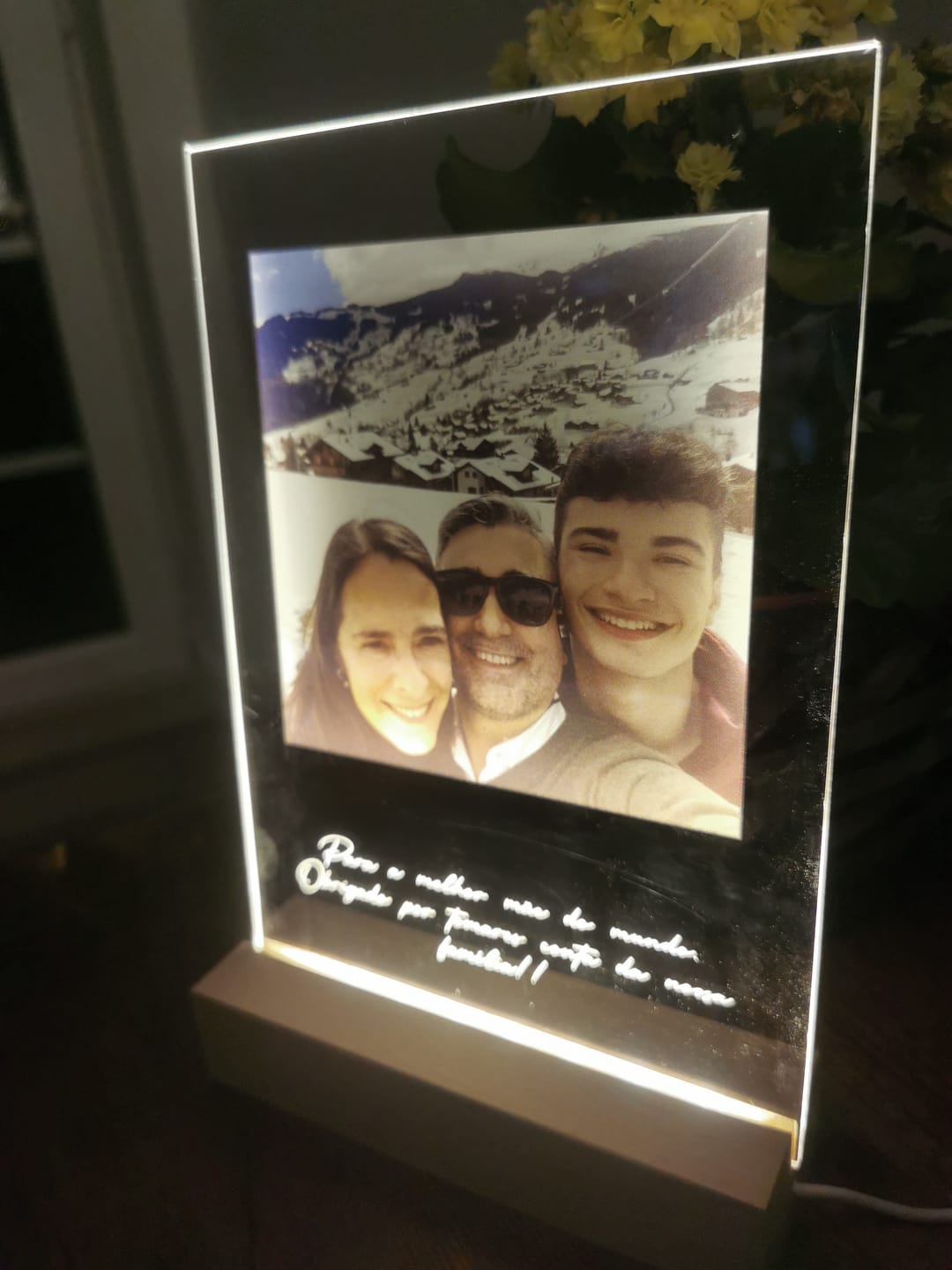 Customer photo review of Lâmpada Frase & Fotografia Personalizável