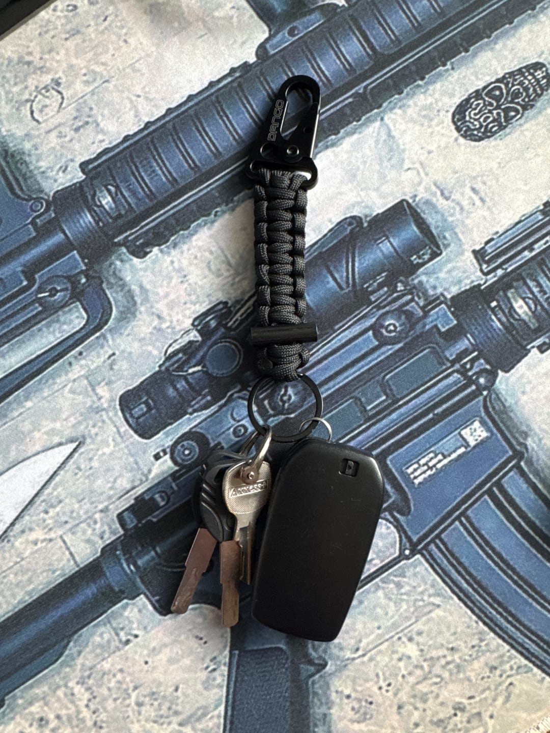 Customer photo review of VERTCIAL WALLET BANDS (M-Series, S1 Stealth Wallet and MC01 Money Clip)