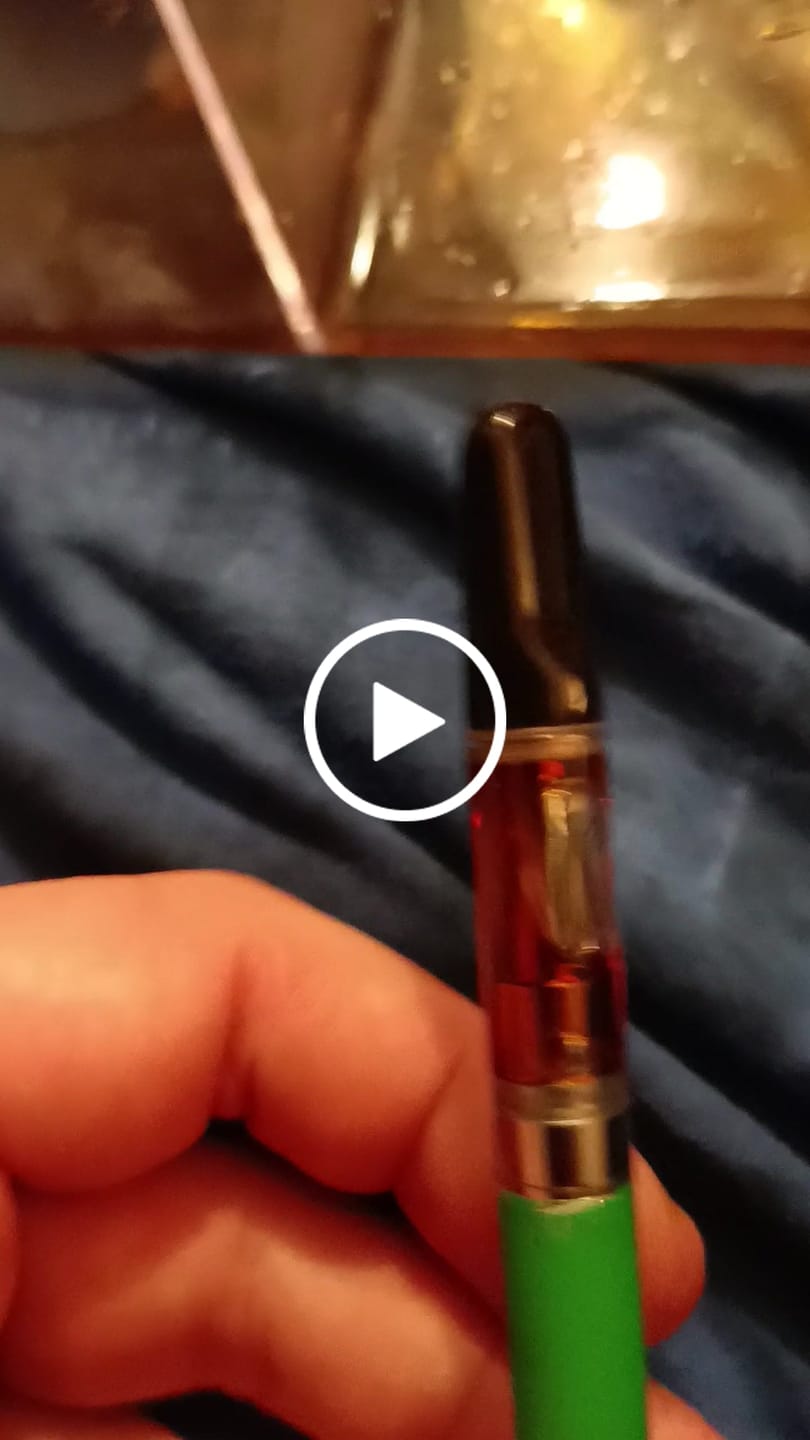 Customer video review of 10HC Lemon Haze Vape - Power LVL 5/5