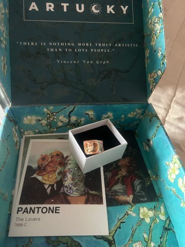 Customer photo review of Gustav Klimt Gold Cat Tasarım Yüzük
