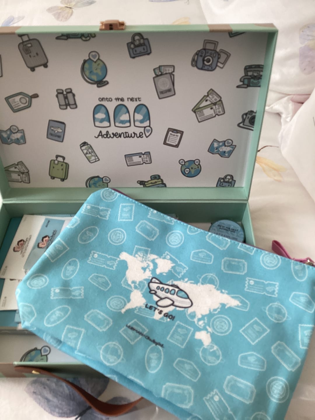 Customer photo review of Let's Travel Box Set