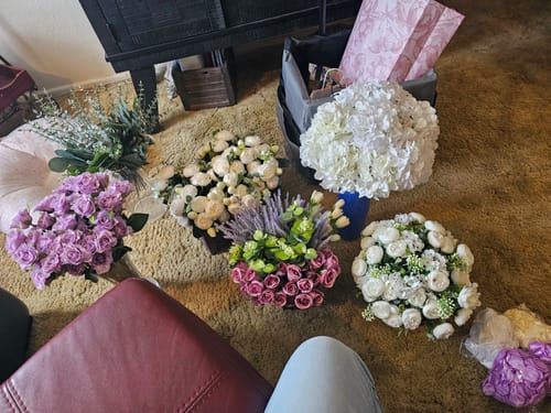 Customer photo review of Clearance Sale! Wholesale 26 - Color Silk Hydrangeas with Detachable Stems for DIY Floral Arrangements