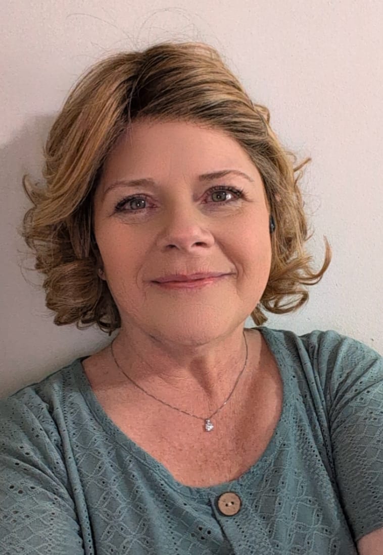 Customer photo review of TENDER WHISPERS - Wheat Honey Blonde