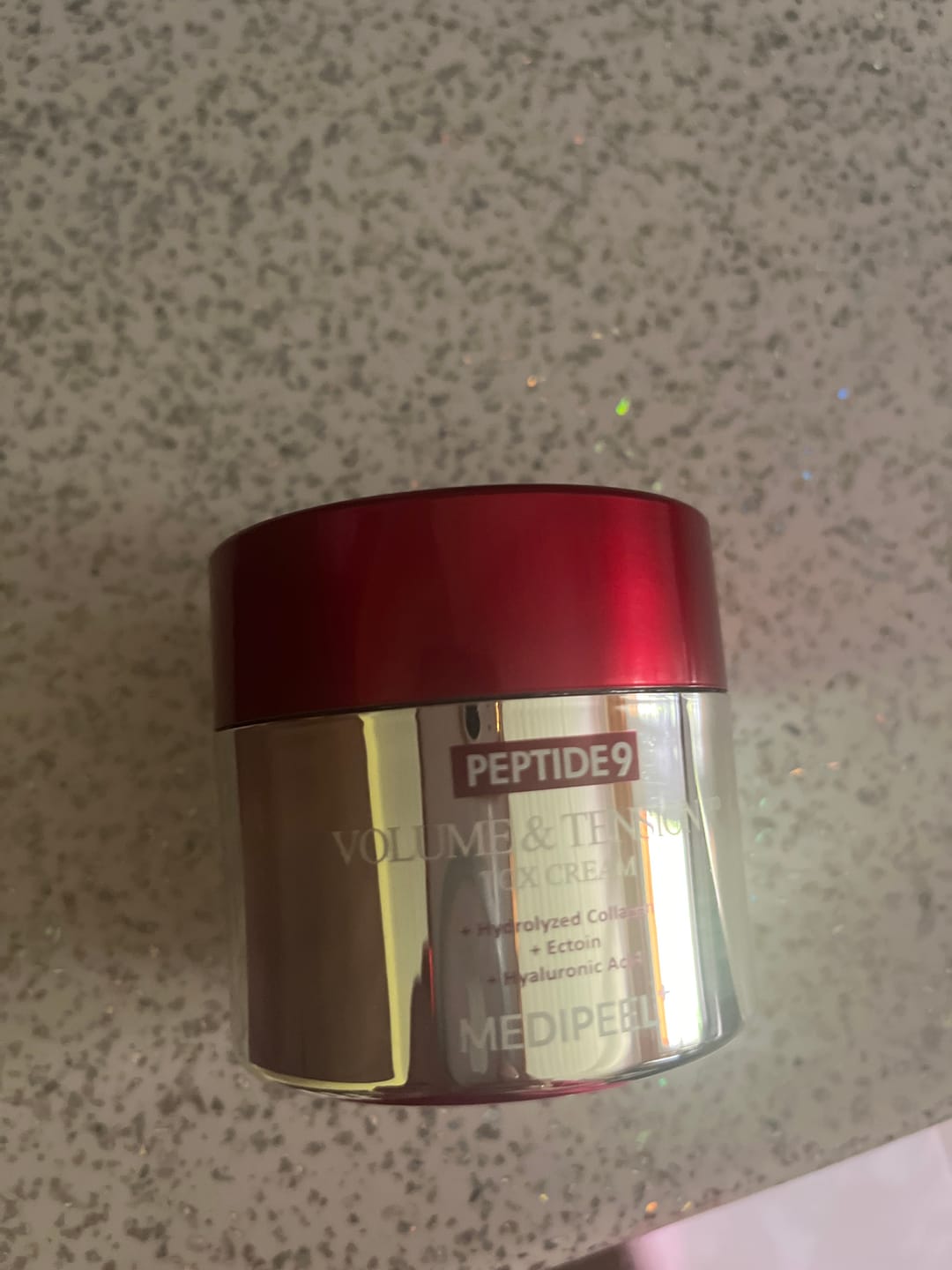 Customer photo review of Pretnovecošanas liftinga krēms ar peptīdiem Medi-Peel Peptide 9 Volume & Tension Tox Cream Pro